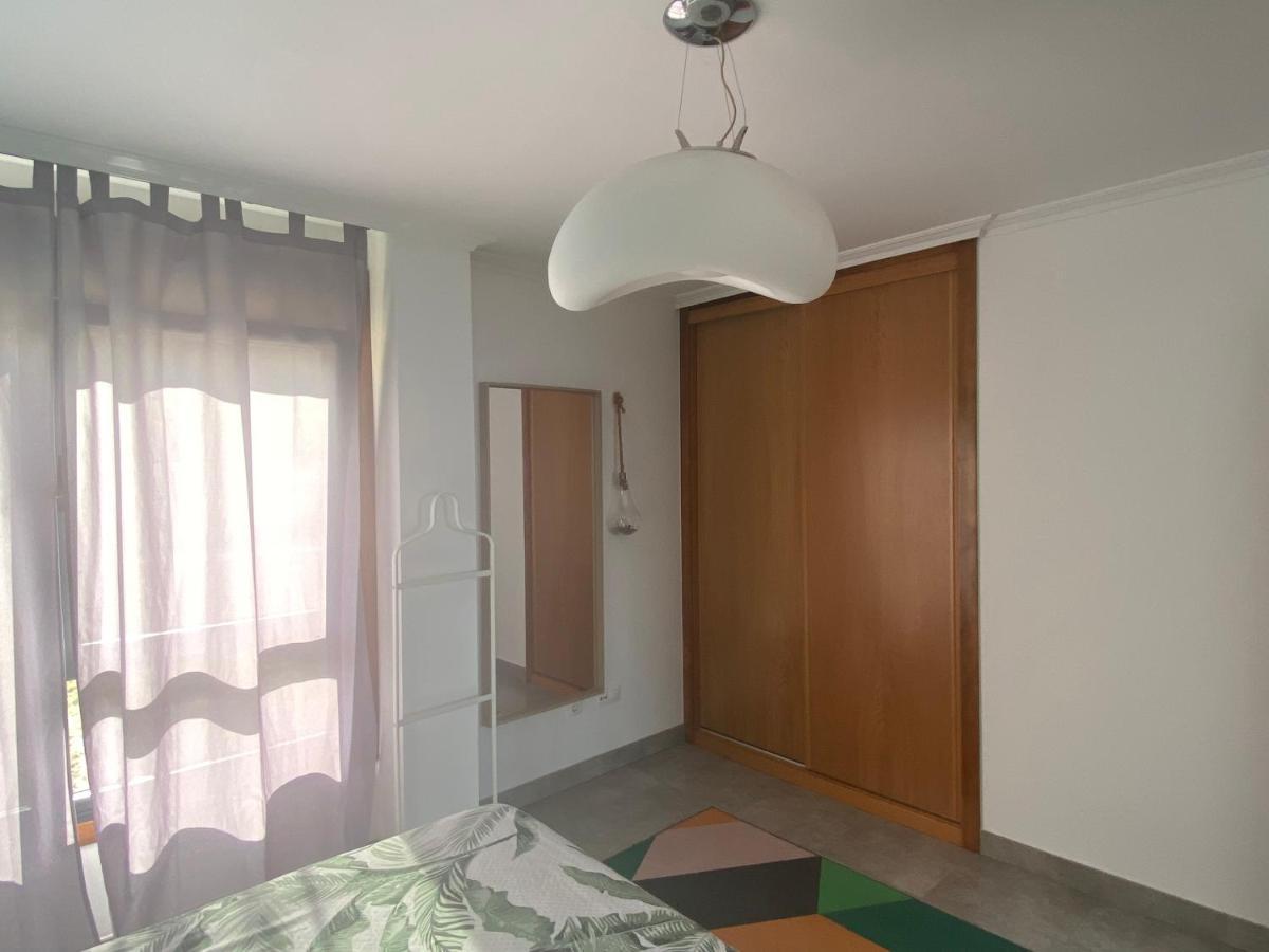 Piso En La Playa Apartment Ribeira Luaran gambar